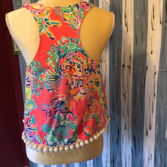 Gorgeous Lilly Pulitzer Shirley Top - Picture 3 of 4